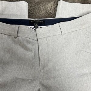 Banana Republic Ryan Pant Light Gray Trousers, Sz 6